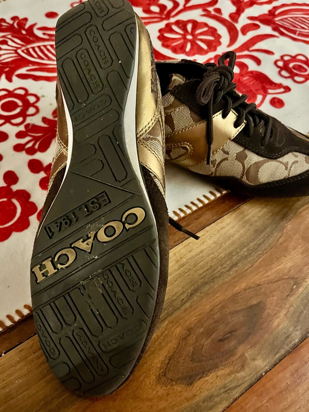 Coach Lexey Signature Logo Sneakers Sz 7 - Picture 12 of 12